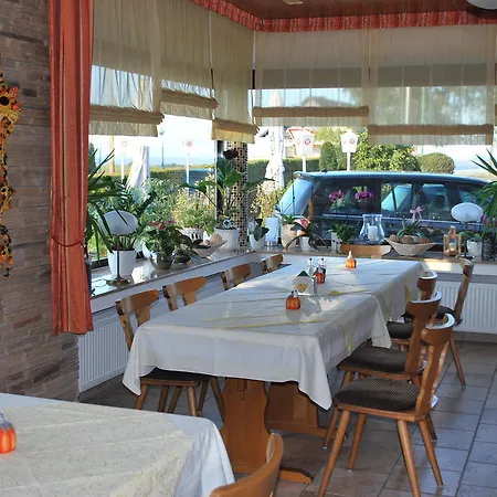 Restaurant Gilles Hotel *